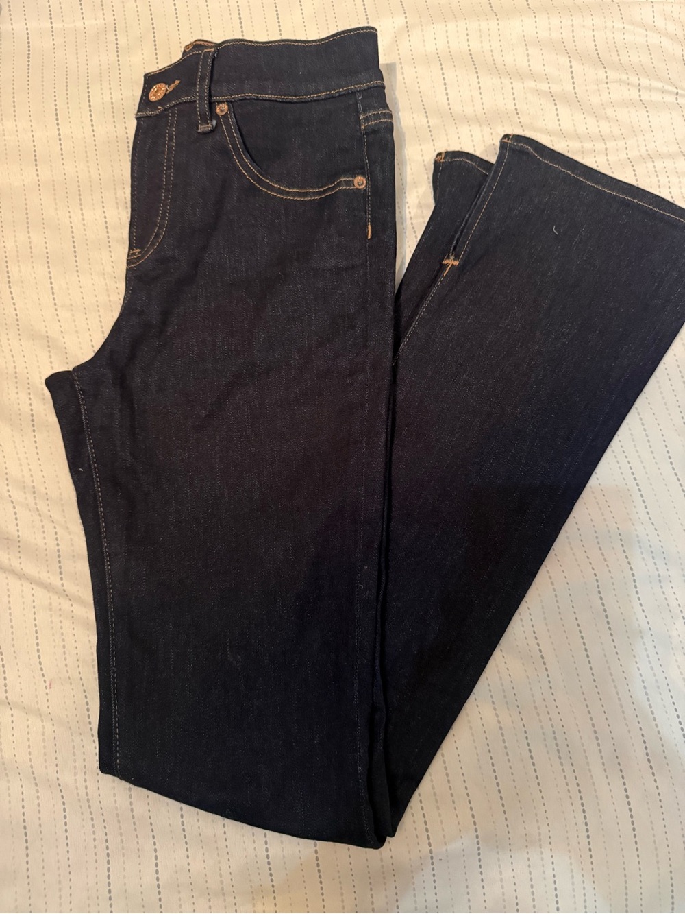 Express skyscraper mid rise jeans 2R